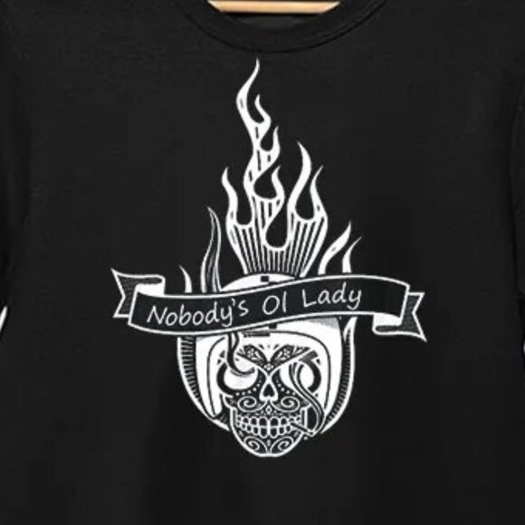 Nobodys Ladies Biker Ol Lady Funny Meme Fan Gift Graphic Motorcycle T Shirt159 - Picture 2 of 5